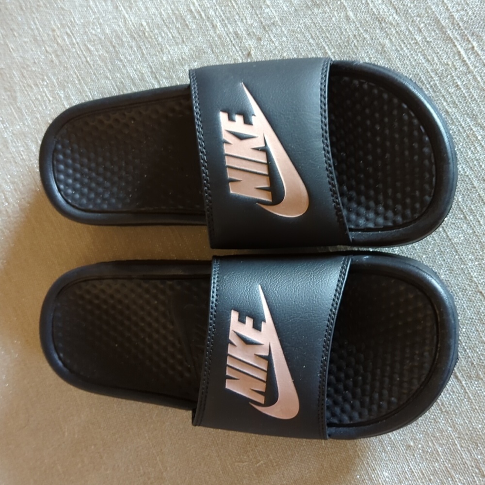 Nike Slides Women's Size 8